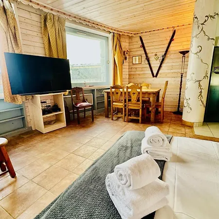 New Ski-in Ski-out 1 Bedroom In *